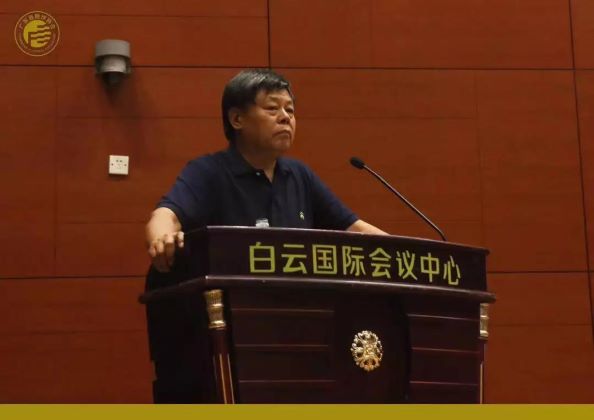 中国建筑装饰协会副会长，副秘书长陈新